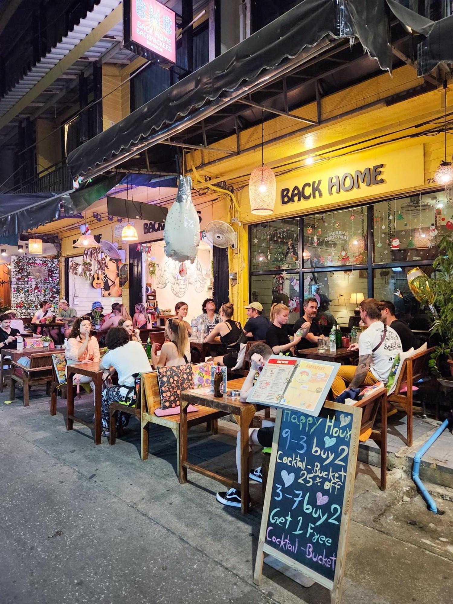 Back Home Backpackers Bangkok Eksteriør bilde